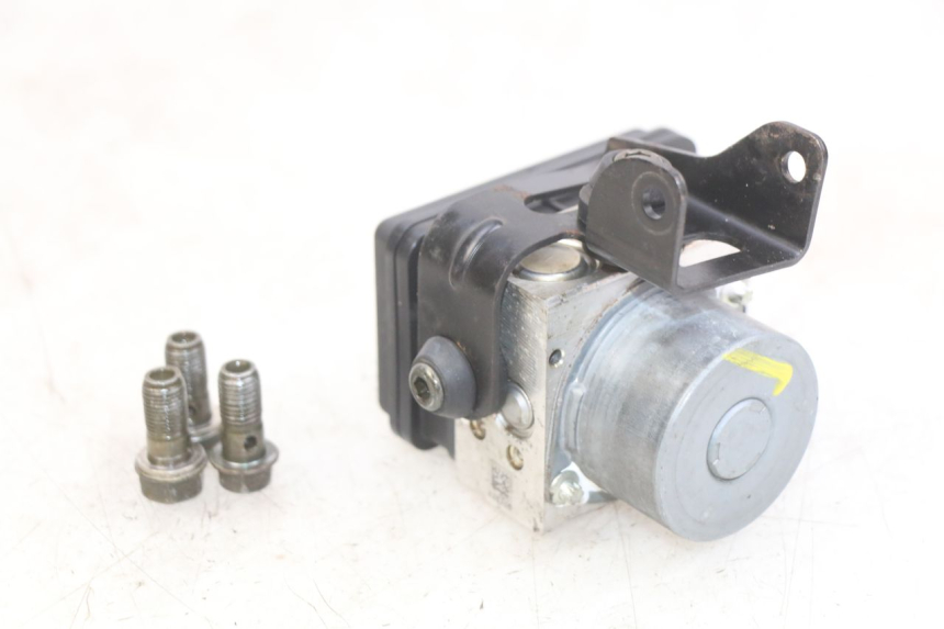 photo de POMPA ABS KYMCO DOWNTOWN ABS 125 (2015 - 2017) - Oznaczenia i referencje