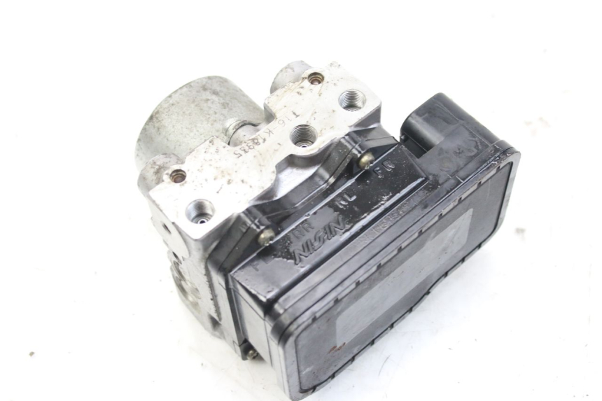 photo de POMPA ABS HONDA FES S-WING SWING ABS 125 (2007 - 2015) - Punkty mocowania