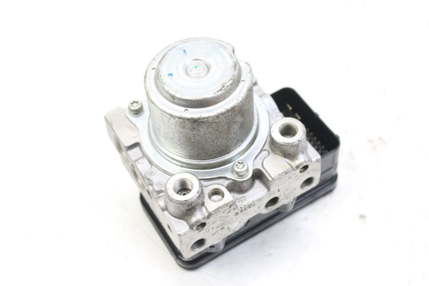 photo de POMPA ABS HONDA FES S-WING SWING ABS 125 (2007 - 2015) - Stan powierzchni