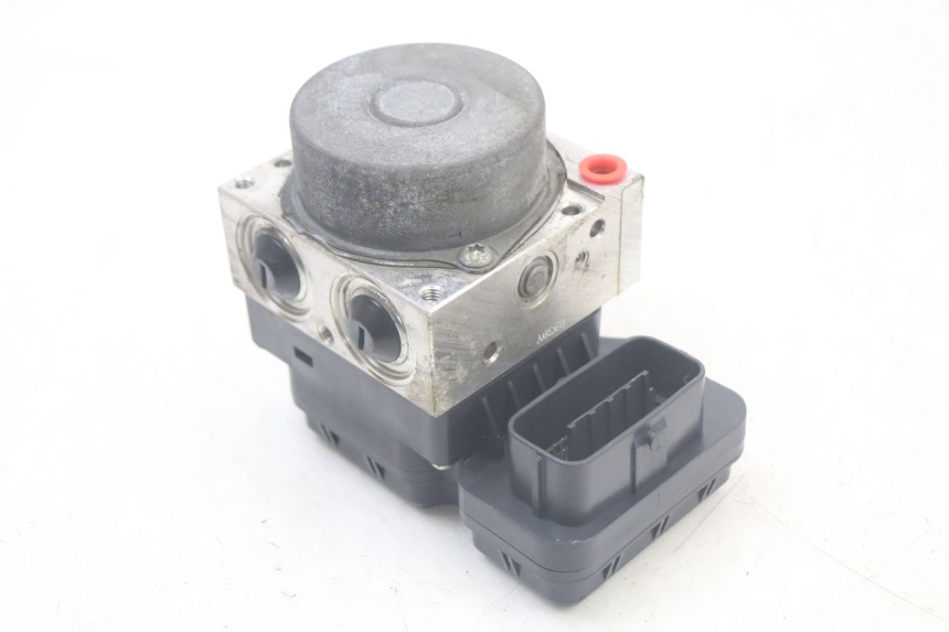 photo de POMPA ABS YAMAHA FJR ABS 1300 (2006 - 2012) - Inny kąt widzenia