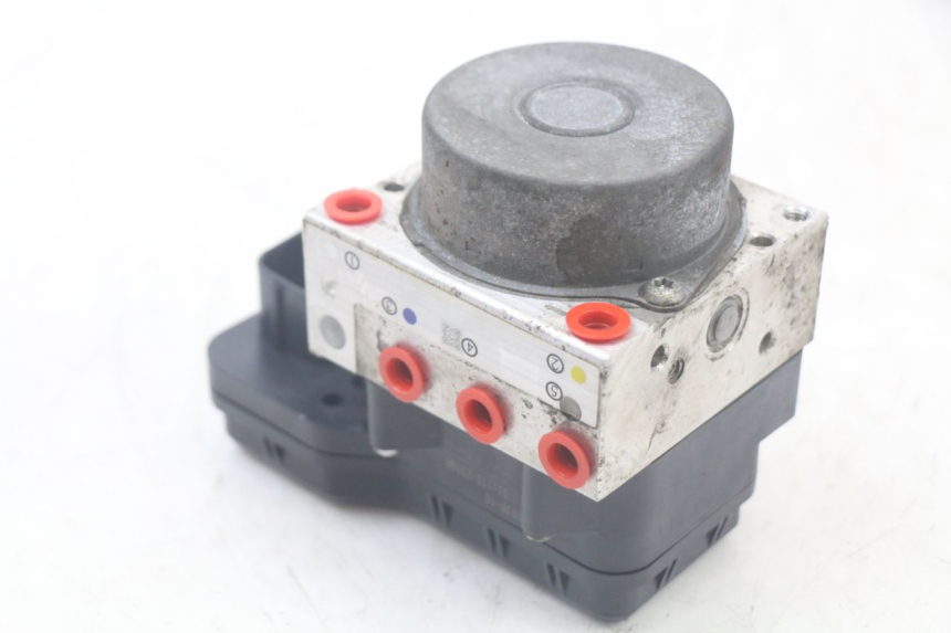 photo de POMPA ABS YAMAHA FJR ABS 1300 (2006 - 2012) - Widok ogólny