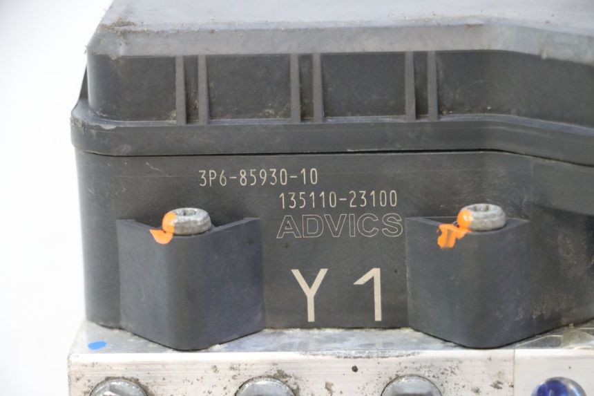 photo de POMPA ABS YAMAHA FJR ABS 1300 (2006 - 2012) - Oznaczenia i referencje