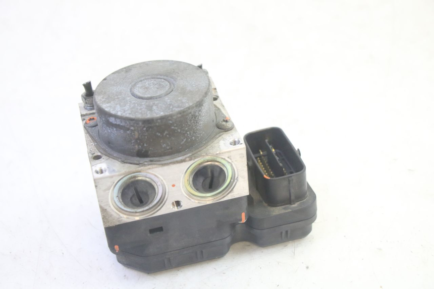 photo de POMPA ABS YAMAHA FJR ABS 1300 (2006 - 2012) - Część sprawdzona