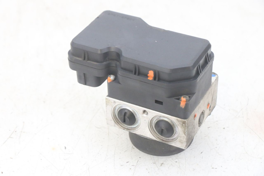 photo de POMPA ABS YAMAHA FJR ABS 1300 (2006 - 2012) - Widok główny