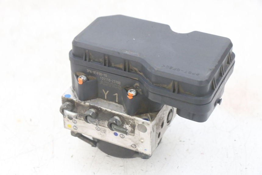 photo de POMPA ABS YAMAHA FJR ABS 1300 (2006 - 2012) - Szczegóły charakterystyczne