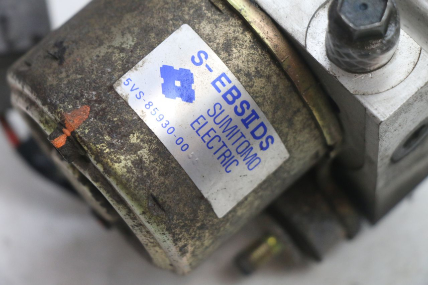 photo de POMPA ABS YAMAHA FJR 1300 (2001 - 2005) - Szczegół części