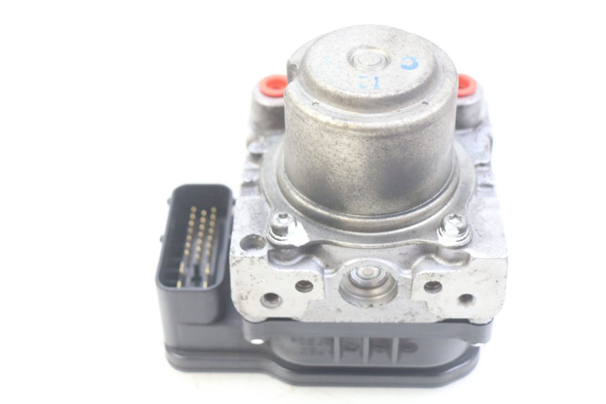 photo de POMPA ABS HONDA FJS SILVERWING SILVER WING 400 (2009 - 2016) - Widok produktu