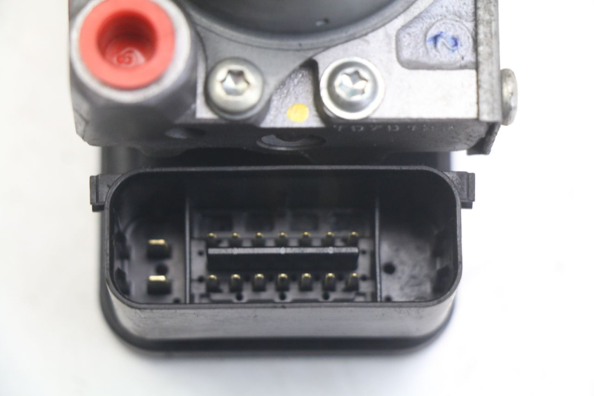 photo de POMPA ABS HONDA FORZA 125 (2015 - 2016) - Widok ogólny