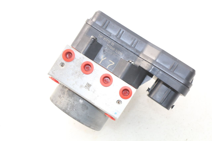 photo de POMPA ABS YAMAHA FZ8 800 (2010 - 2016) - Widok główny