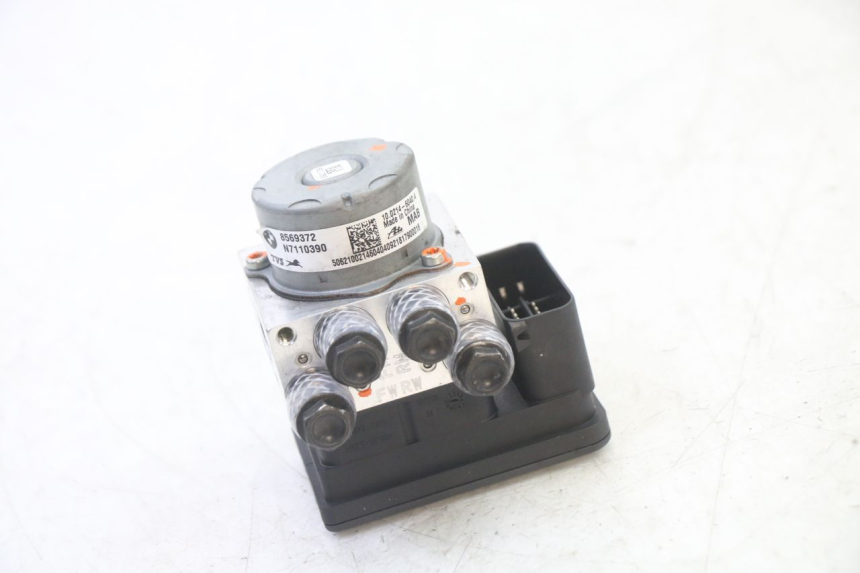 photo de POMPA ABS BMW G310 R 310 (2016 - 2020) - Widok główny