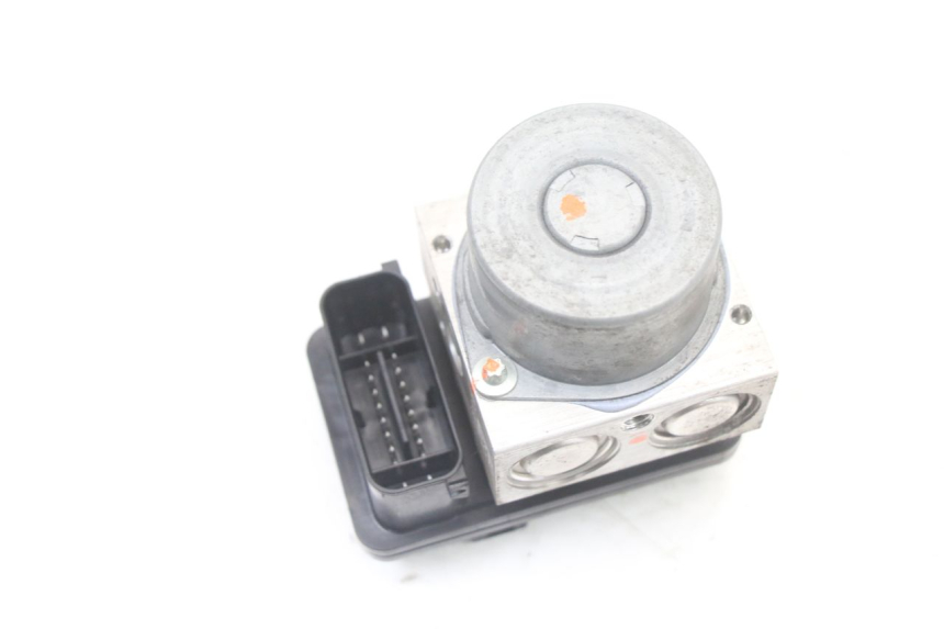 photo de POMPA ABS HONDA FORZA 125 (2021 - 2025) - Szczegół części