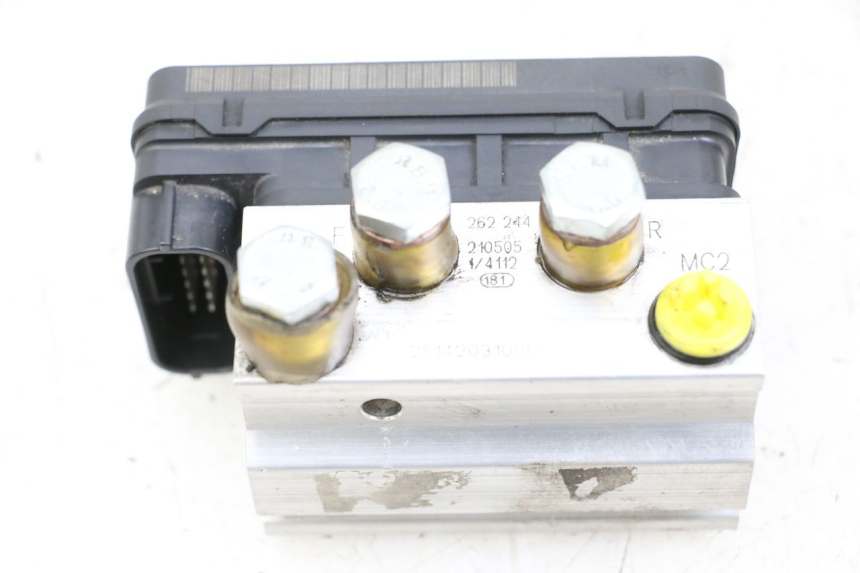 photo de POMPA ABS HUSQVARNA SVARTPILEN 401 (2018 - 2023) - Widok główny