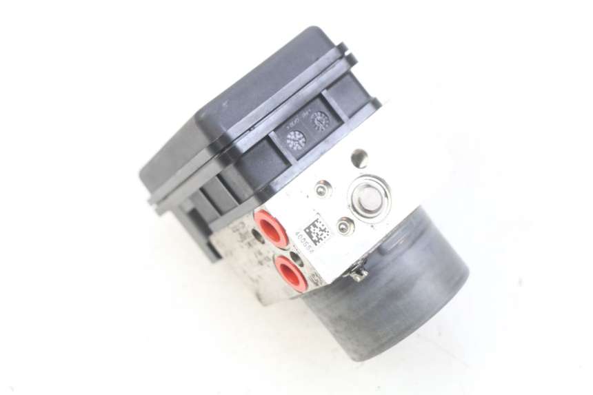 photo de POMPA ABS PIAGGIO LIBERTY IGET S 125 (2016 - 2020) - Zbliżenie techniczne