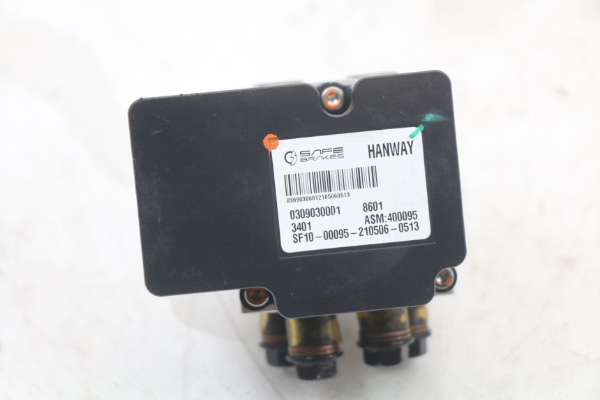 photo de POMPA ABS MASAI SCRAMBLER SPORT 125 (2021 - 2025) - Punkty mocowania