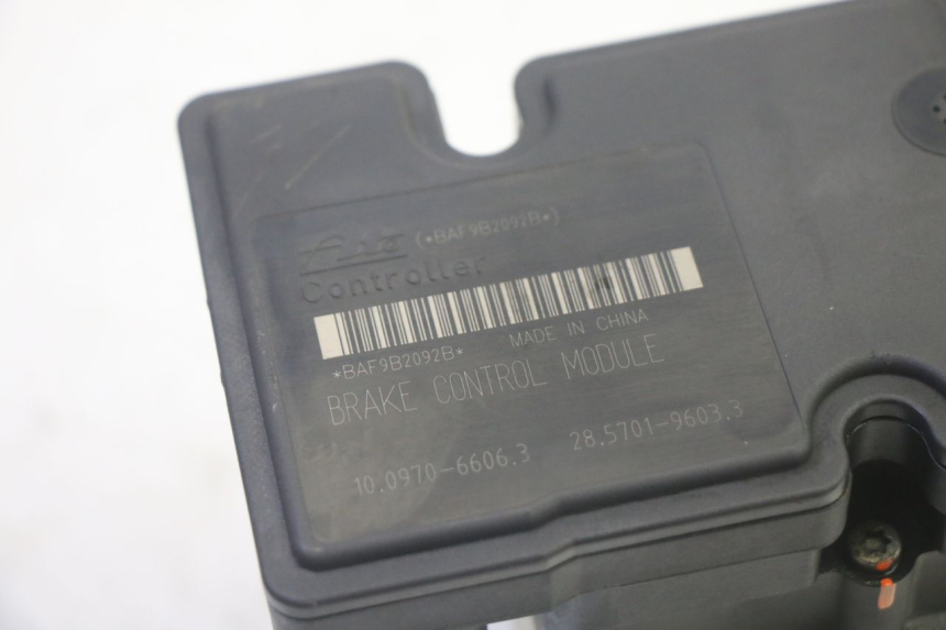 photo de POMPA ABS PIAGGIO MP3 HPE 350 (2018 - 2020) - Widok produktu