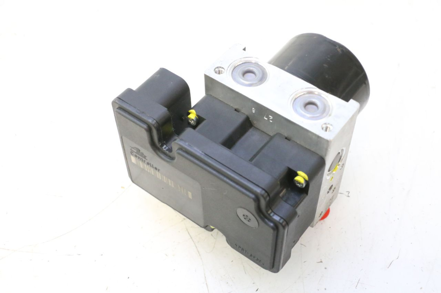 photo de POMPA ABS PIAGGIO MP3 HPE 530 (2022 - 2026) - Zoom stanu zużycia