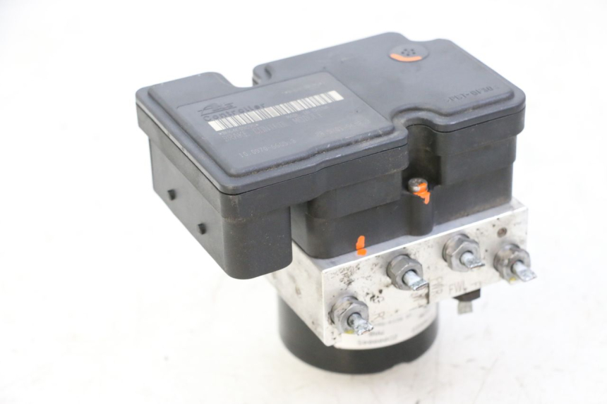 photo de POMPA ABS PIAGGIO MP3 500 (2014 - 2017) - Zbliżenie techniczne