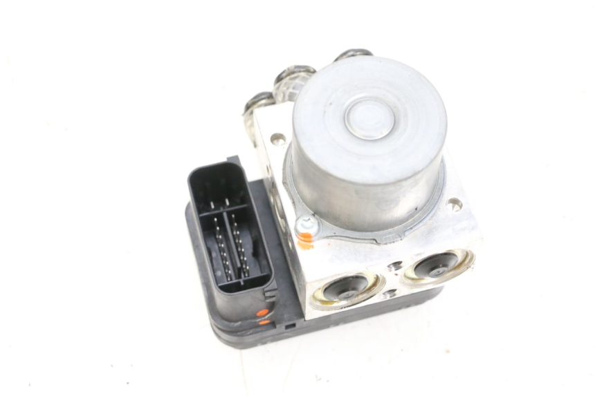 photo de POMPA ABS YAMAHA MT-07 MT07 ABS 700 (2018 - 2020) - Szczegół części