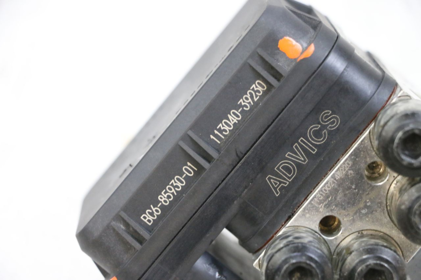 photo de POMPA ABS YAMAHA MT-07 MT07 ABS 700 (2018 - 2020) - Stan powierzchni