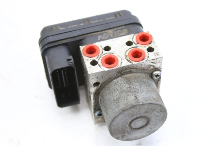 photo de POMPA ABS YAMAHA MT-07 MT07 700 (2018 - 2020) - Szczegół części