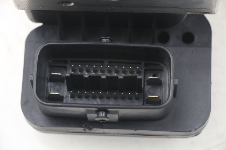 photo de POMPA ABS MBK MW TRYPTIK 125 (2017 - 2022) - Stan powierzchni