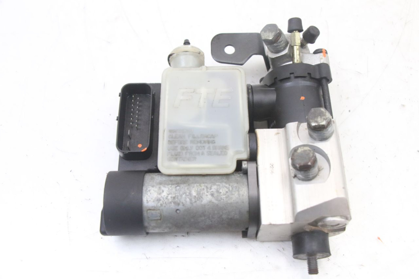 photo de POMPA ABS PEUGEOT SATELIS COMPRESSOR K15 125 (2006 - 2009) - Zoom stanu zużycia