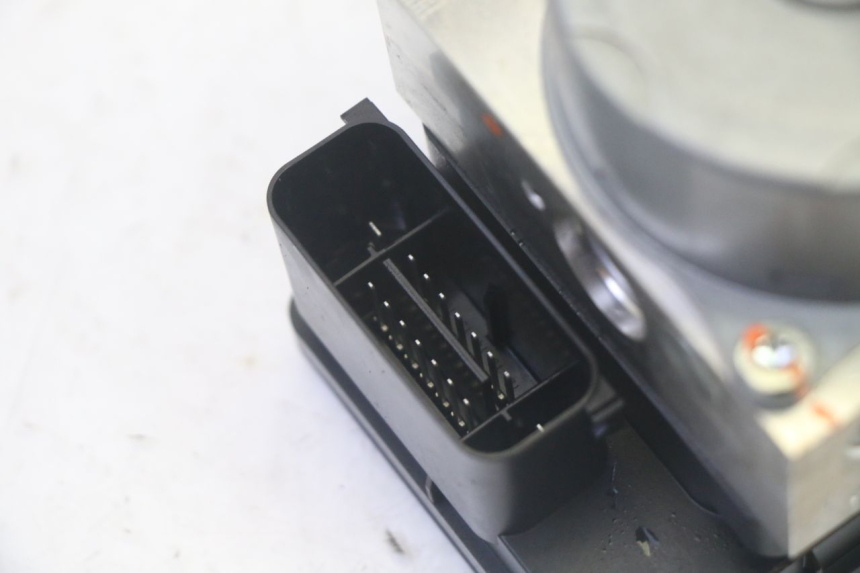 photo de POMPA ABS BMW R GS 1250 (2021 - 2024) - Punkty mocowania