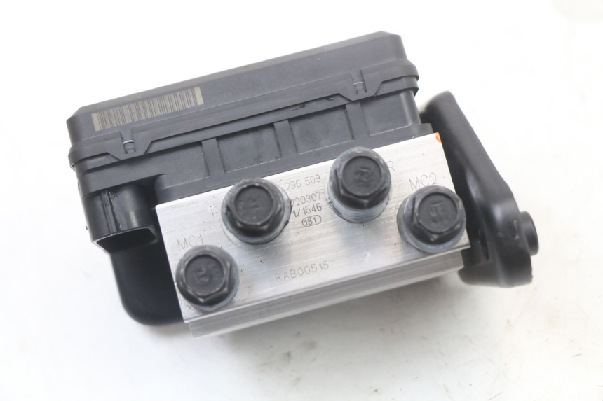 photo de POMPA ABS ROYAL ENFIELD SCRAM 411 (2022 - 2024) - Szczegół części