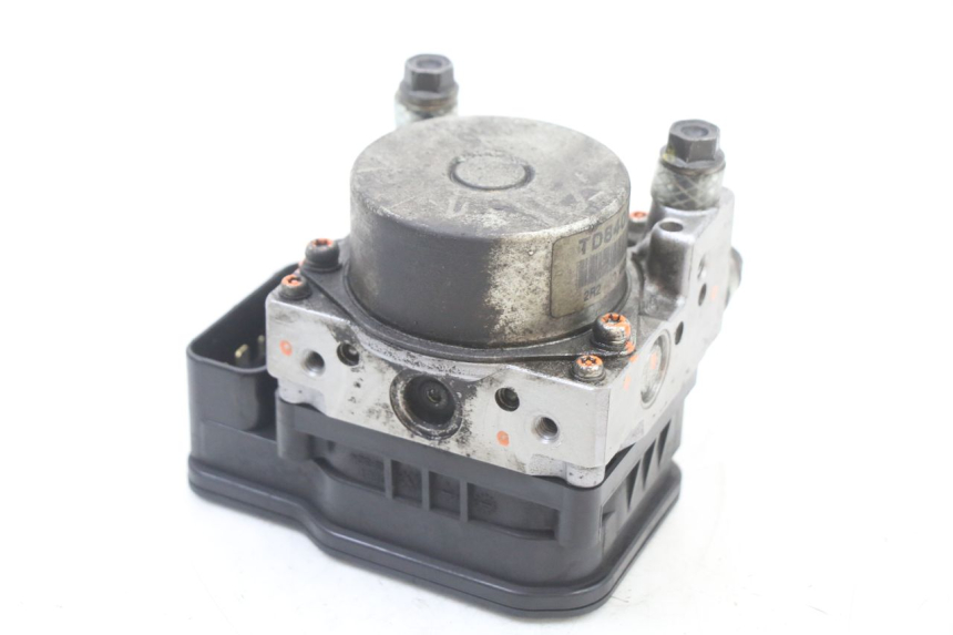 photo de POMPA ABS PEUGEOT SATELIS 125 (2013 - 2018) - Zbliżenie techniczne