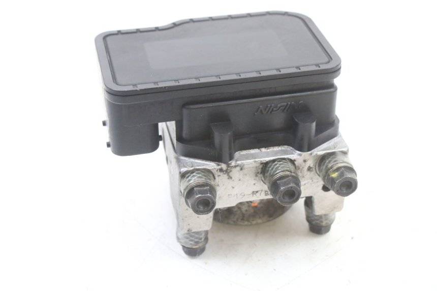 photo de POMPA ABS PEUGEOT SATELIS 125 (2013 - 2018) - Punkty mocowania