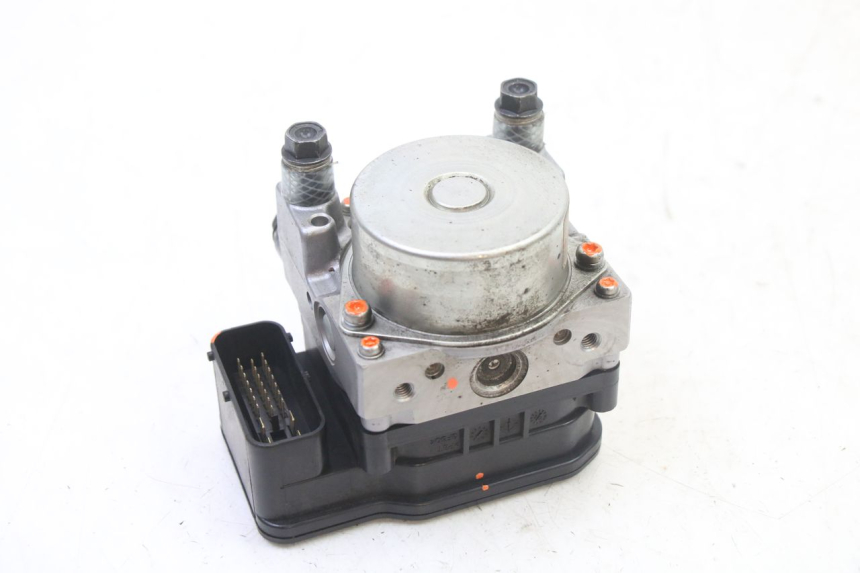 photo de POMPA ABS PEUGEOT SATELIS 125 (2013 - 2018) - Inny kąt widzenia