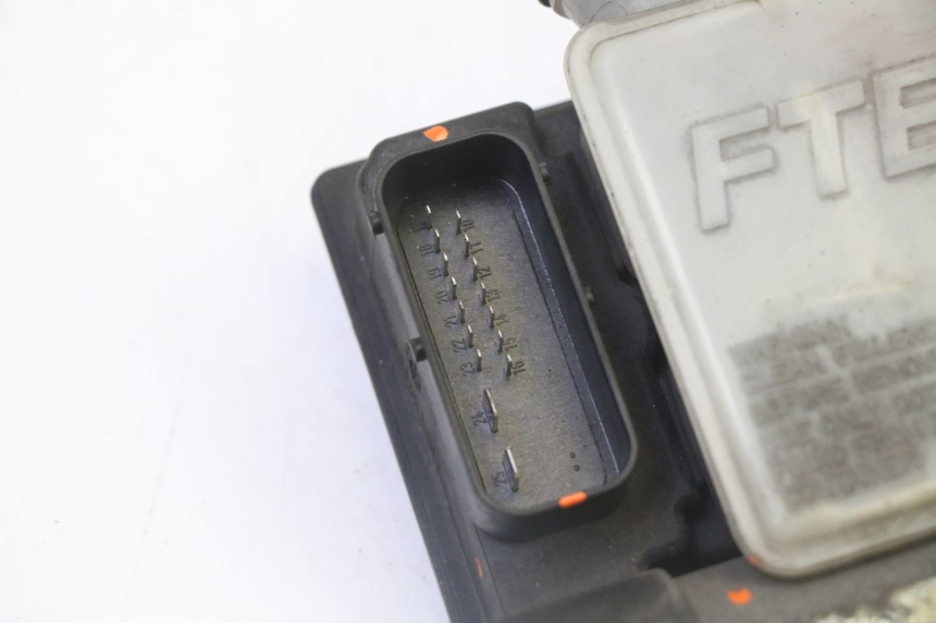 photo de POMPA ABS PEUGEOT SATELIS 125 (2006 - 2009) - Szczegół części