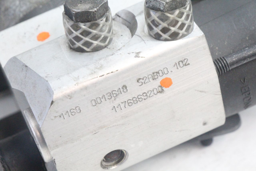 photo de POMPA ABS PEUGEOT SATELIS 125 (2006 - 2009) - Punkty mocowania