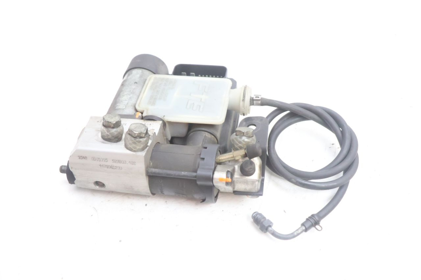 photo de POMPA ABS PEUGEOT SATELIS 125 (2006 - 2009) - Zbliżenie techniczne