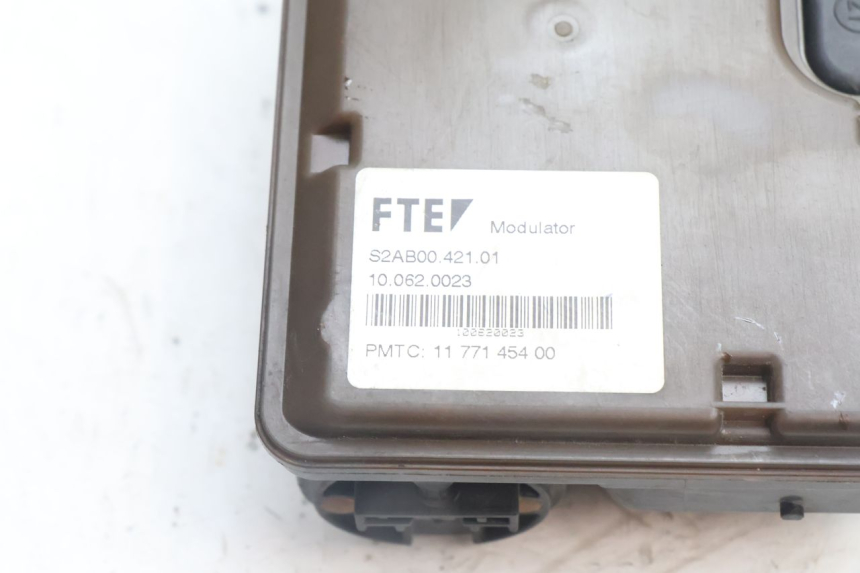 photo de POMPA ABS PEUGEOT SATELIS 125 (2006 - 2009) - Stan powierzchni