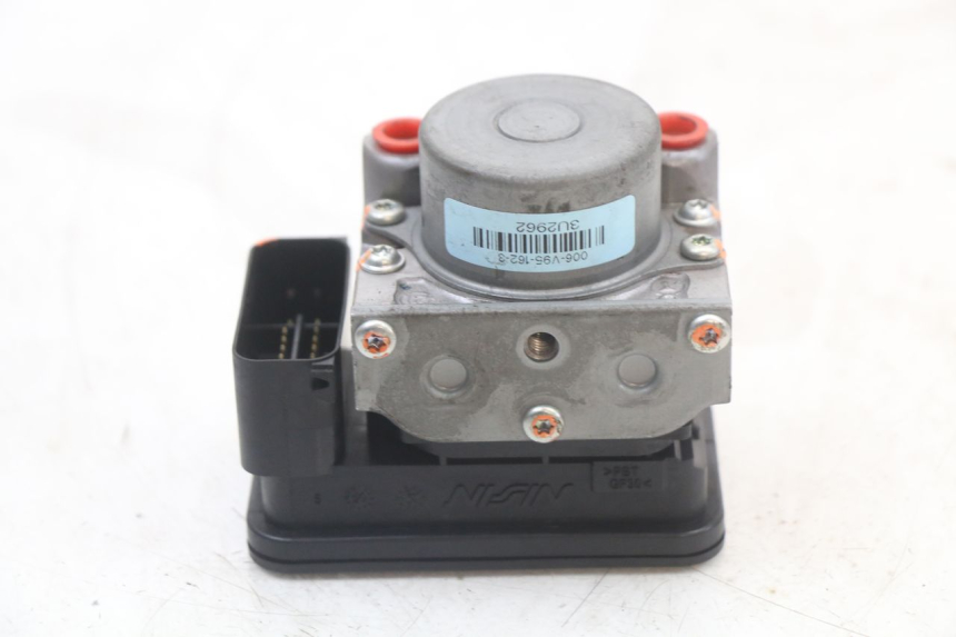 photo de POMPA ABS SUZUKI BURGMAN 125 (2018 - 2021) - Widok główny