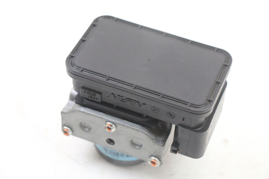 photo de POMPA ABS SUZUKI BURGMAN 125 (2018 - 2021) - Punkty mocowania