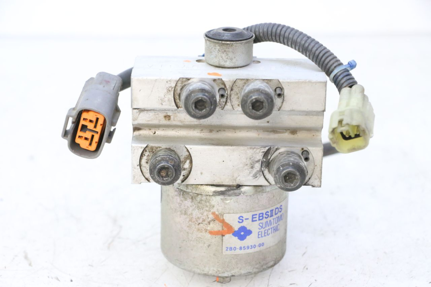 photo de POMPA ABS YAMAHA TDM ABS 900 (2002 - 2014) - Szczegóły charakterystyczne