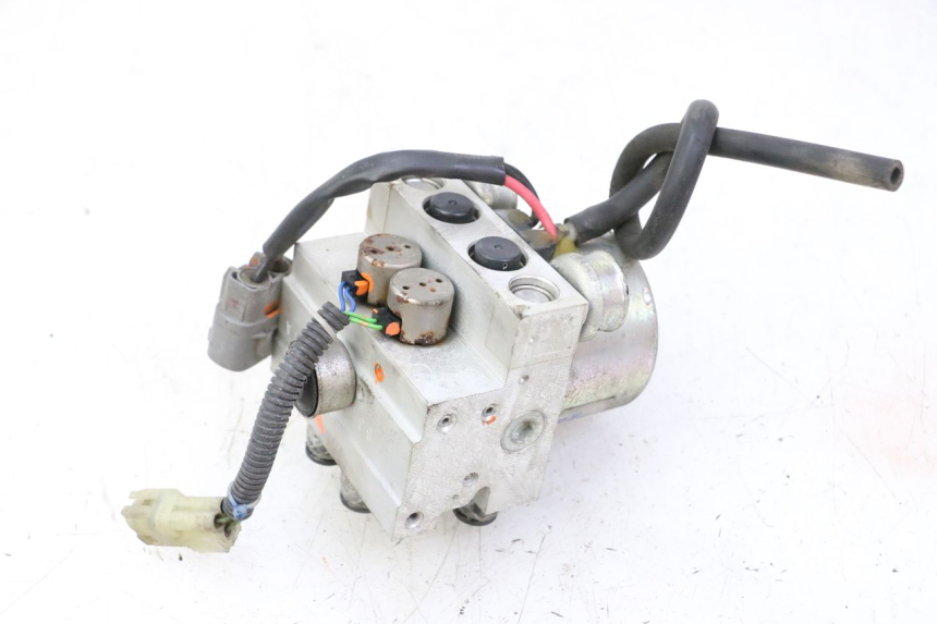 photo de POMPA ABS YAMAHA TDM ABS 900 (2002 - 2014) - Widok ogólny