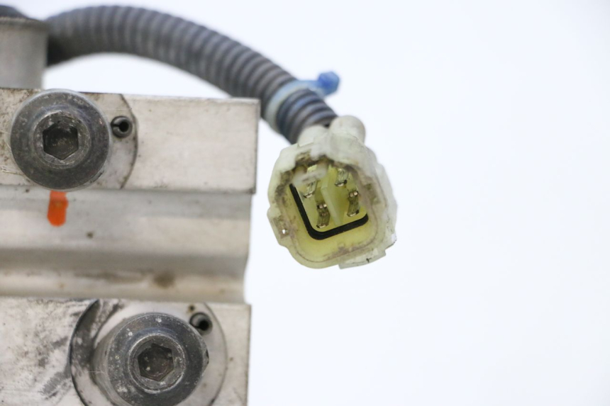 photo de POMPA ABS YAMAHA TDM ABS 900 (2002 - 2014) - Oznaczenia i referencje