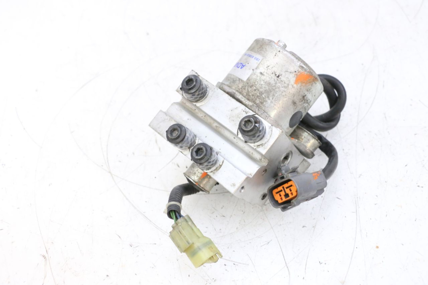 photo de POMPA ABS YAMAHA TDM ABS 900 (2002 - 2014) - Szczegół części