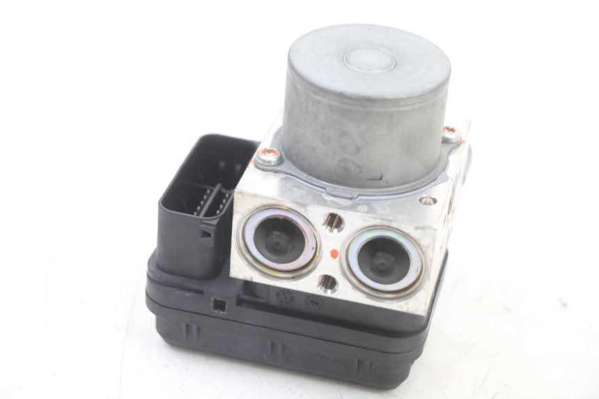 photo de POMPA ABS YAMAHA TRACER 7 700 (2020 - 2024) - Widok ogólny