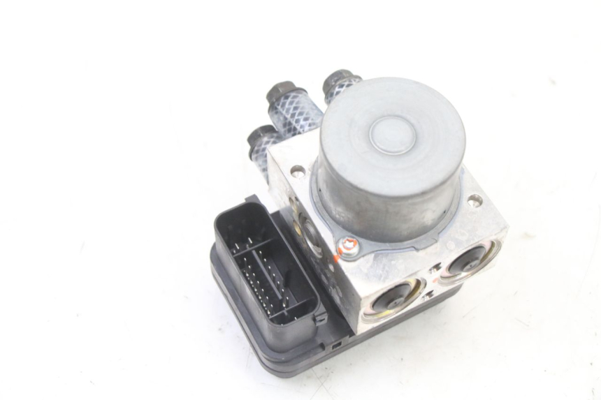 photo de POMPA ABS YAMAHA TRACER 7 700 (2020 - 2024) - Punkty mocowania