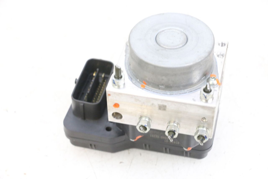 photo de POMPA ABS YAMAHA TRICITY 300 (2020 - 2024) - Zbliżenie techniczne