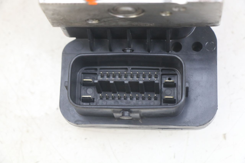 photo de POMPA ABS YAMAHA X-MAX XMAX 125 (2010 - 2013) - Część sprawdzona