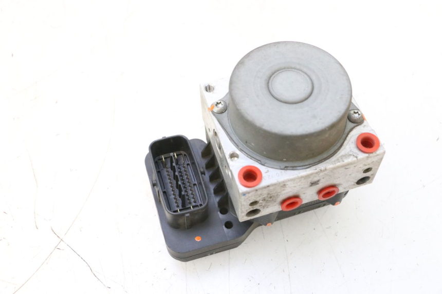 photo de POMPA ABS YAMAHA X-MAX XMAX 125 (2010 - 2013) - Zoom stanu zużycia