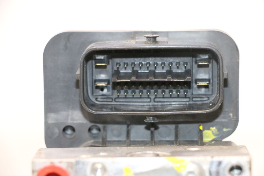 photo de POMPA ABS YAMAHA X-MAX XMAX 125 (2010 - 2013) - Zoom stanu zużycia