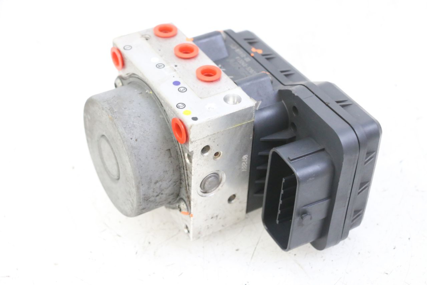 photo de POMPA ABS YAMAHA XJ6 ABS 600 (2008 - 2016) - Stan powierzchni