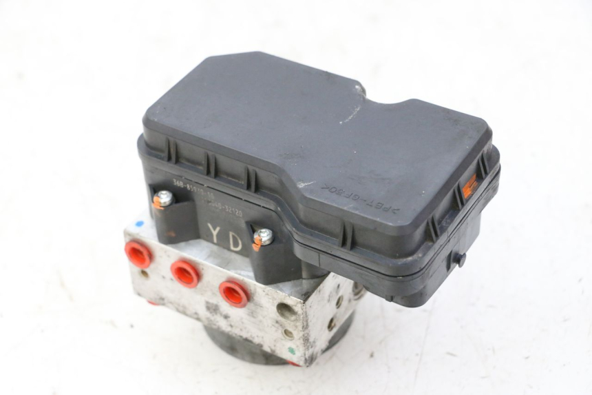 photo de POMPA ABS YAMAHA XJ6 ABS 600 (2008 - 2016) - Szczegóły charakterystyczne