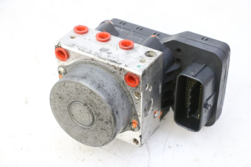 photo de POMPA ABS YAMAHA XJ6 ABS 600 (2008 - 2016) - Widok ogólny